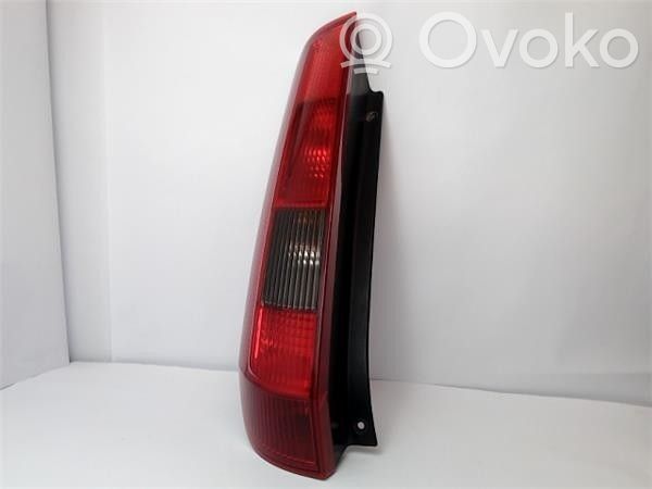 Ford Fiesta Lampă spate în caroserie 