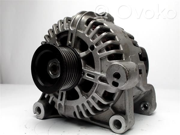 Opel Astra G Alternator 