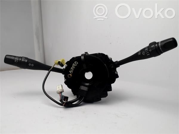 Nissan Almera N16 Manetă semnalizator