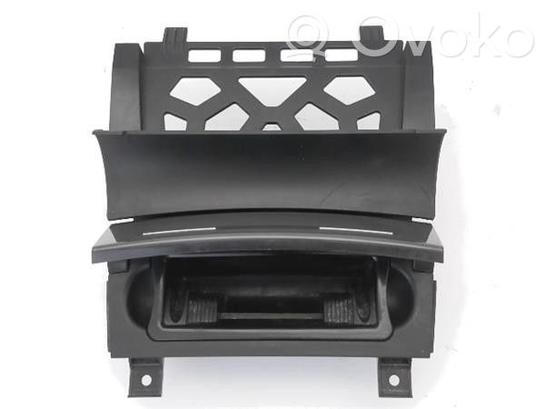 Audi A3 S3 8P Aschenbecher vorne 