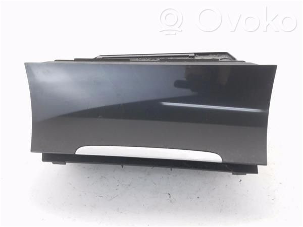 Volkswagen Golf SportWagen Console centrale