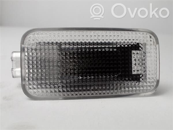 Toyota Corolla E210 E21 Kitas salono žibintas 