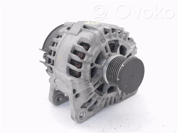 Renault Master III Alternator 