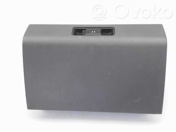 Opel Frontera A Handschuhfach 