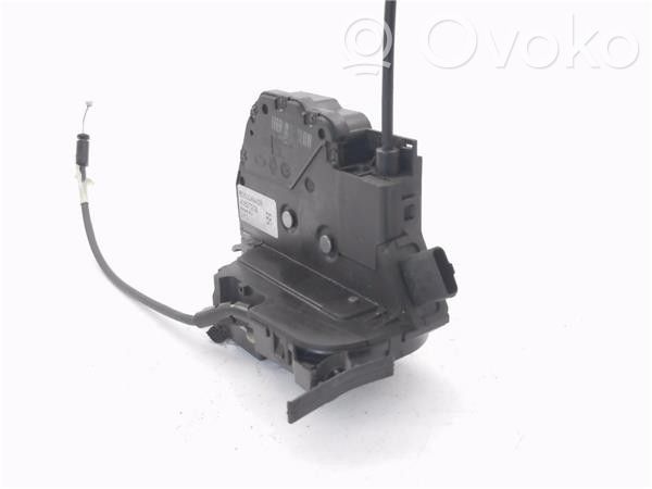 Renault Clio IV Motor der Vordertürverriegelung 