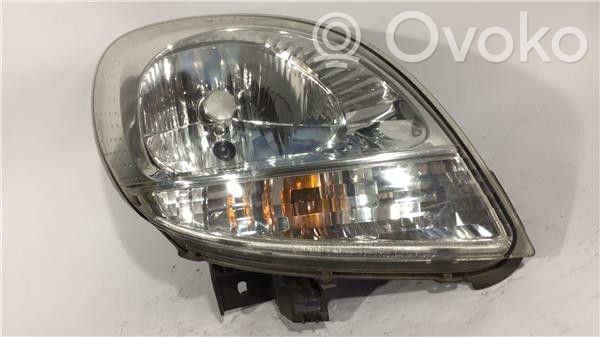 Nissan Kubistar Lampa przednia