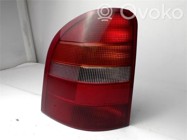 Ford Mondeo MK II Lampa tylna 