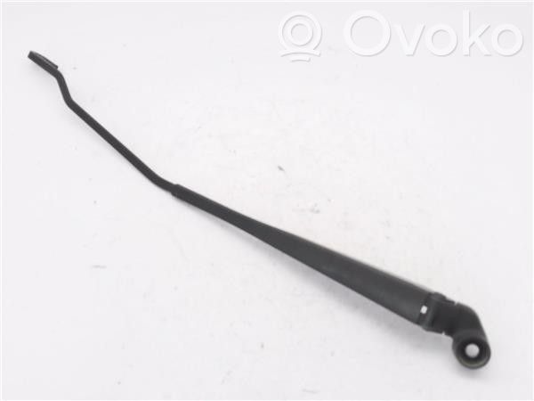 Seat Arosa Brazo del limpiaparabrisas delantero 