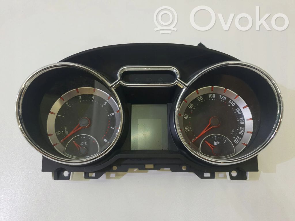 Opel Corsa E Speedometer (instrument cluster) 