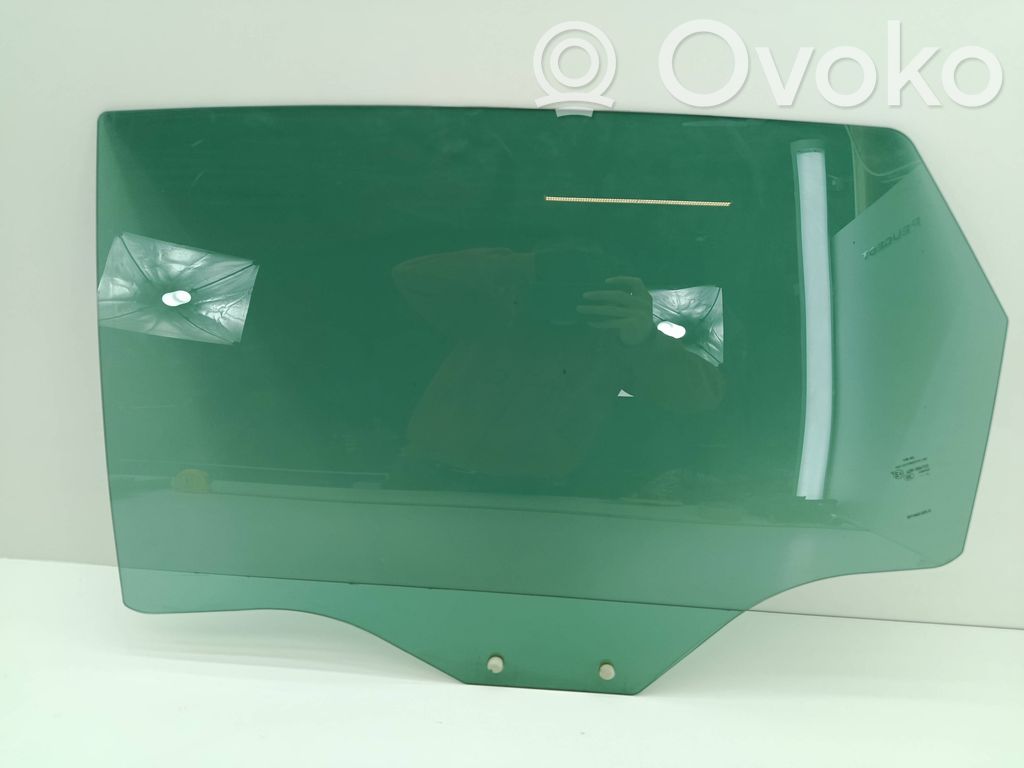Luna de la puerta trasera   5FF845025D