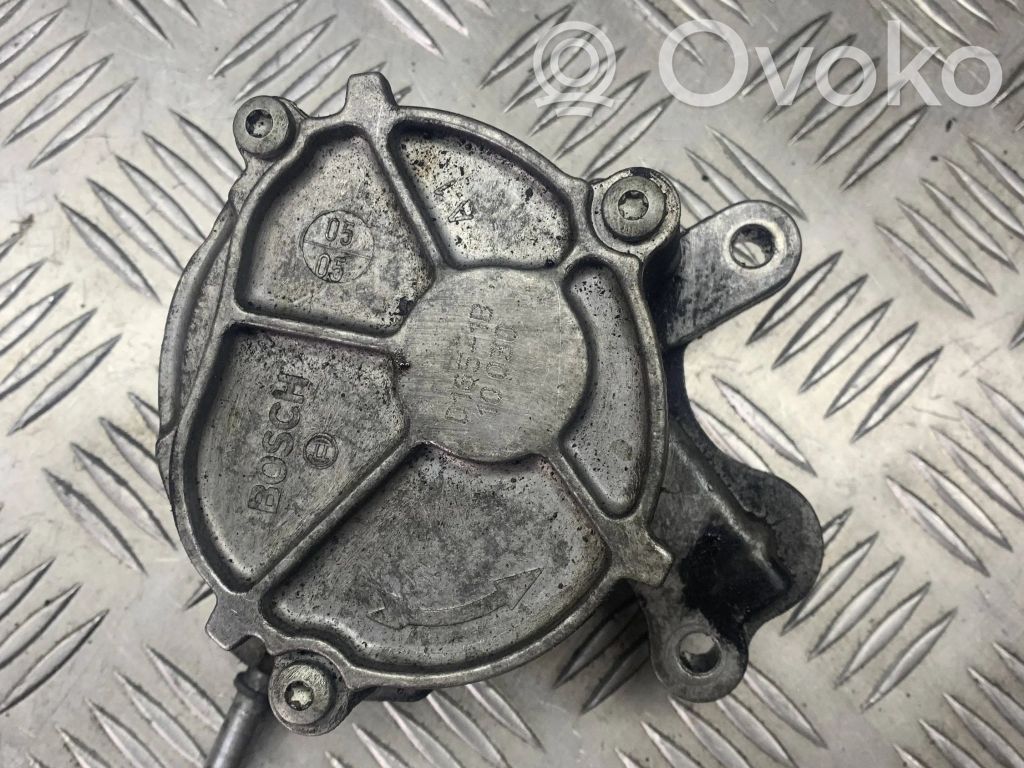 Volvo V50 Vacuum pump 