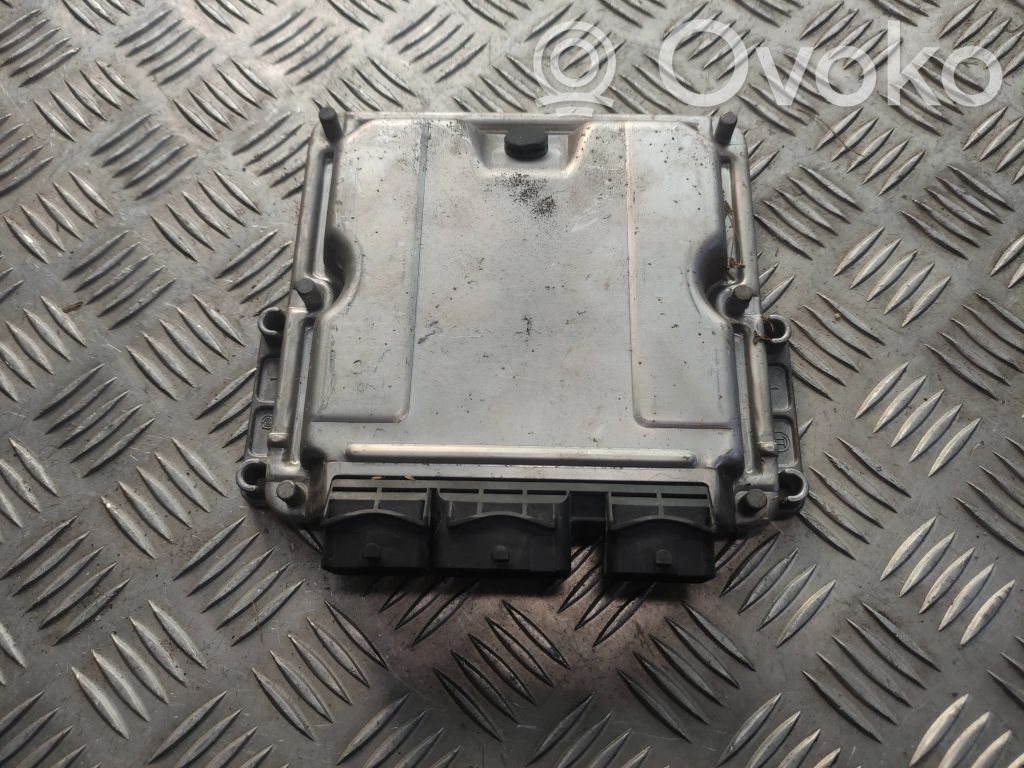 Citroen C8 Engine control unit/module 