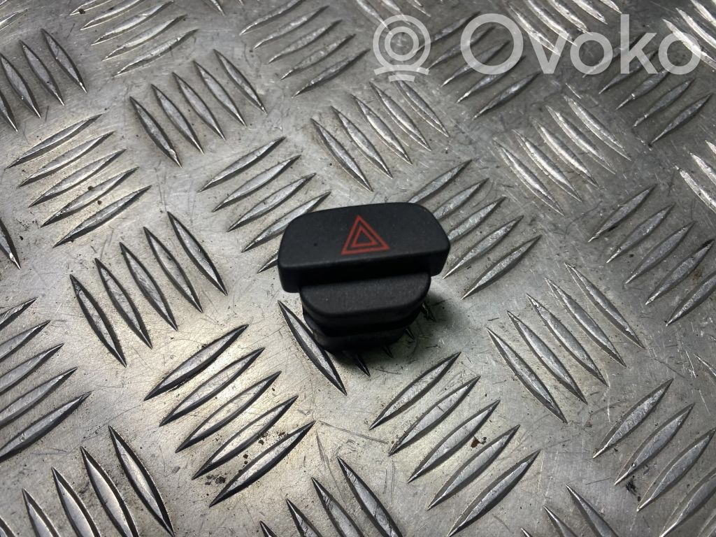 Ford Focus Hazard light switch 