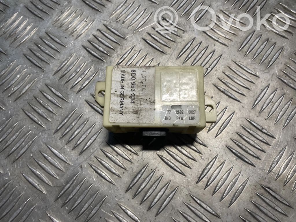Audi A4 S4 B6 8E 8H Immobilizer control unit/module 
