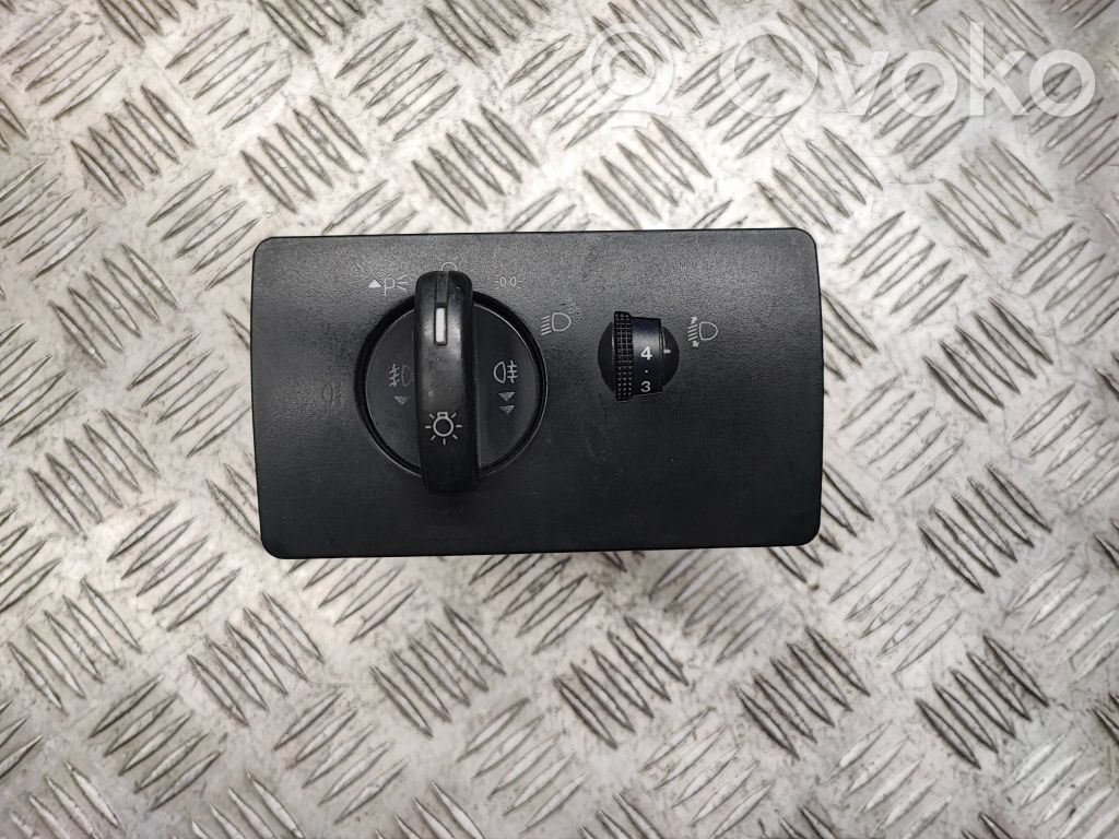 Interruptor de luz   1S7T13A024BB,0106153G,04052710