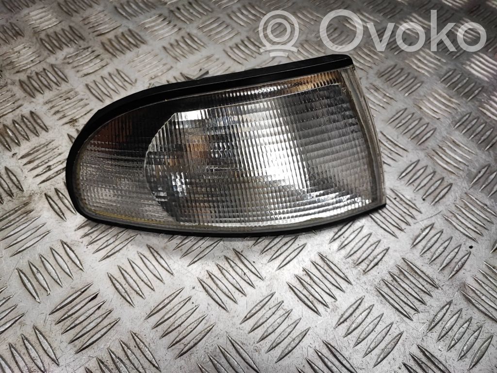 Audi A4 S4 B5 8D Front indicator light 