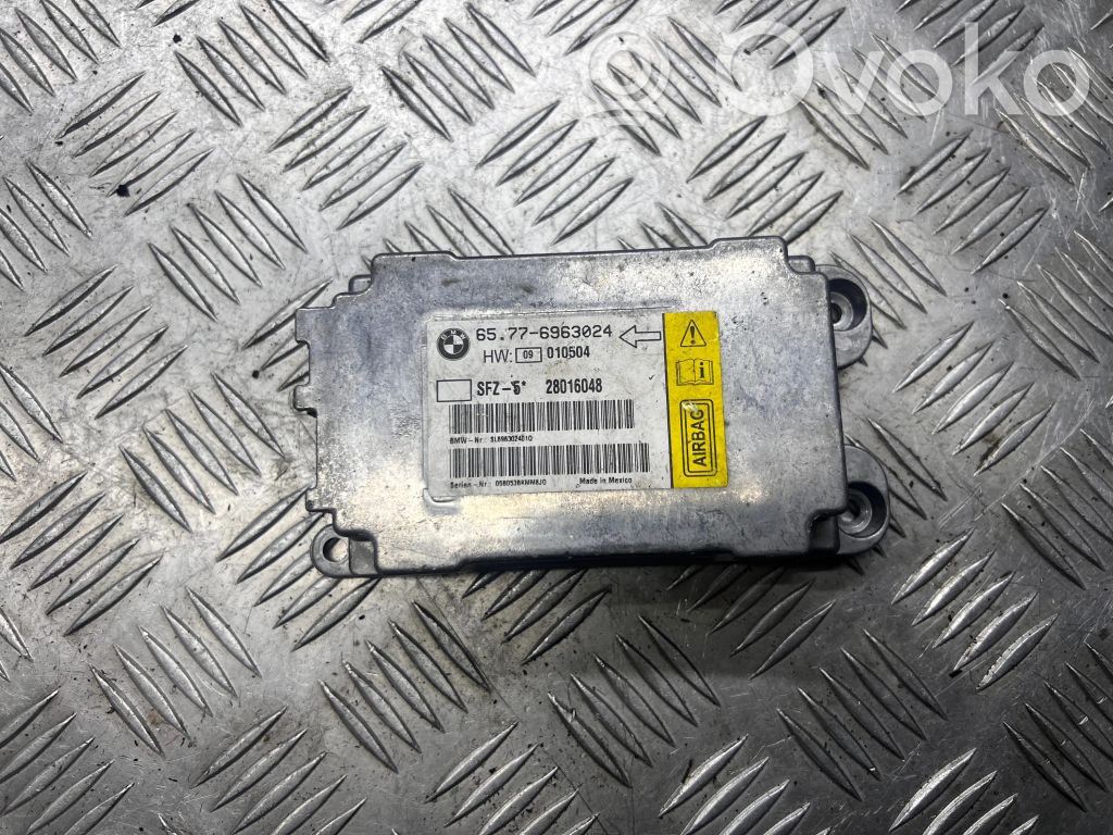 BMW 5 E39 Airbag control unit/module 