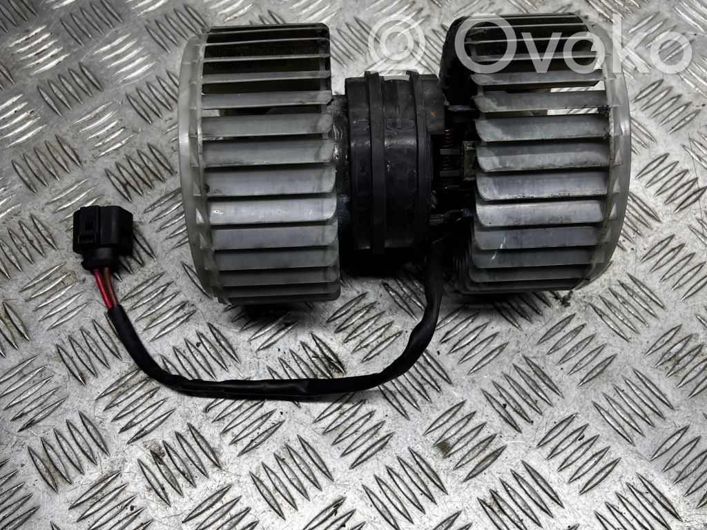 Audi A8 S8 D3 4E Mazā radiatora ventilators 
