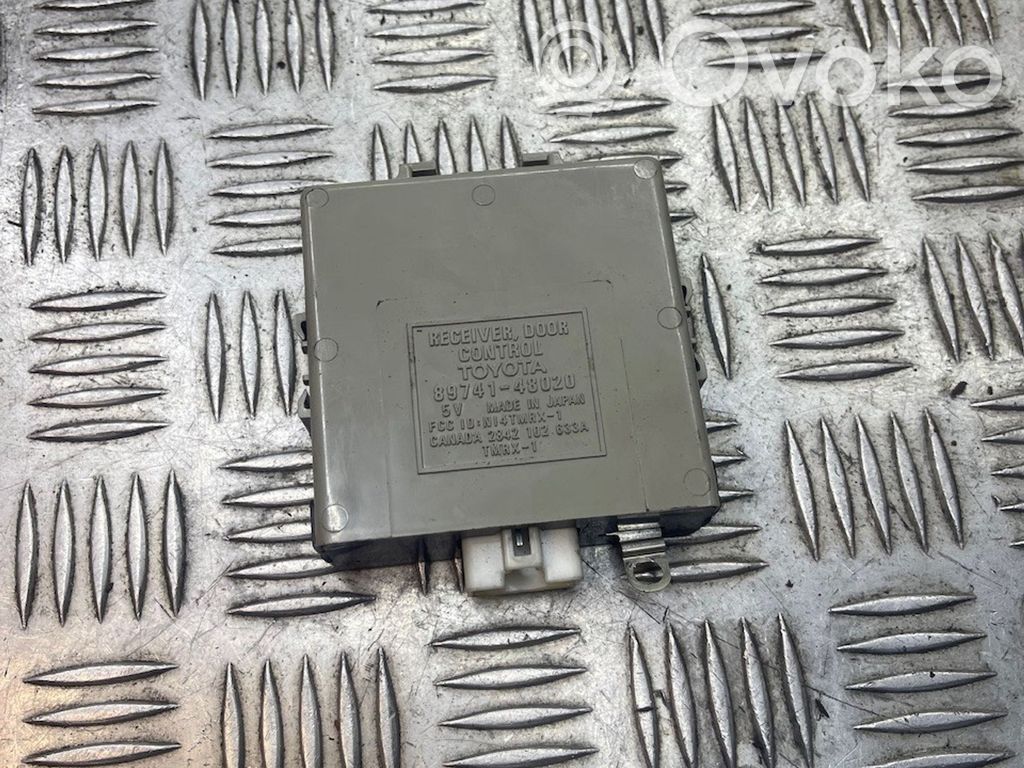 Lexus RX 300 Door control unit/module 