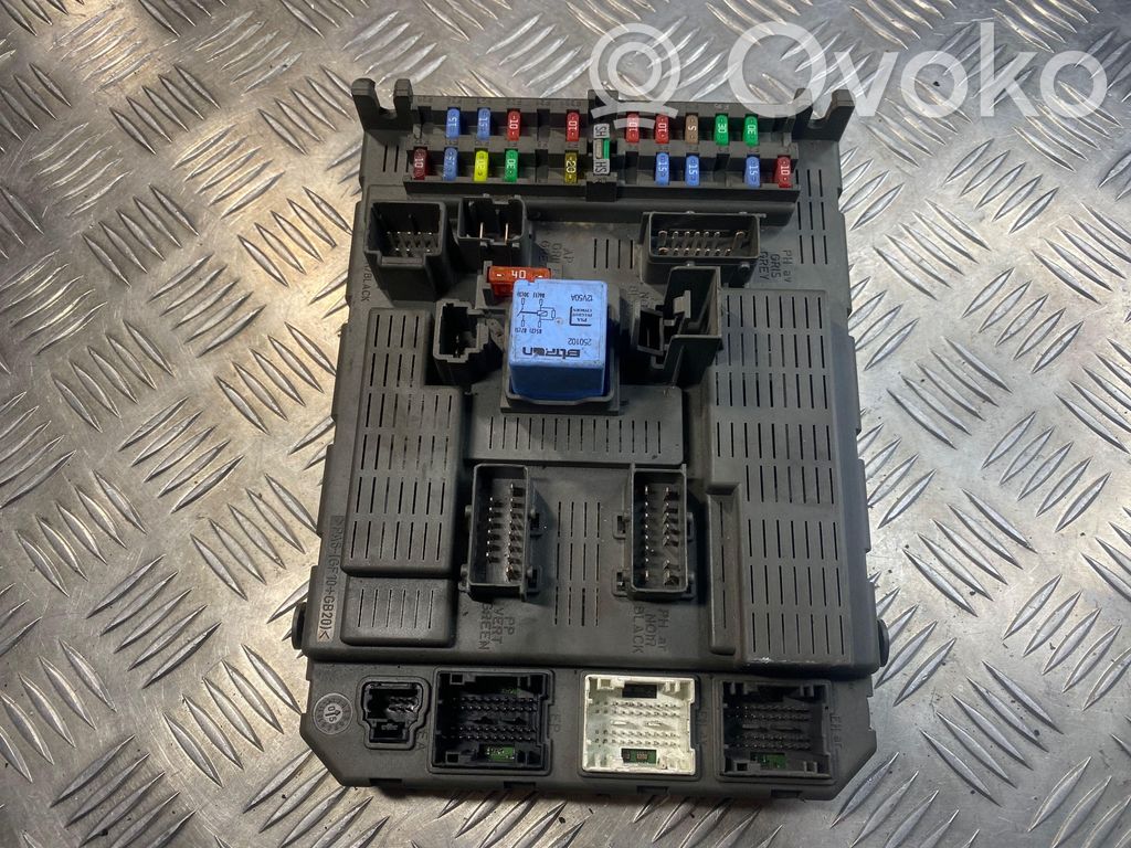 Citroen C8 Sicherungskasten 
