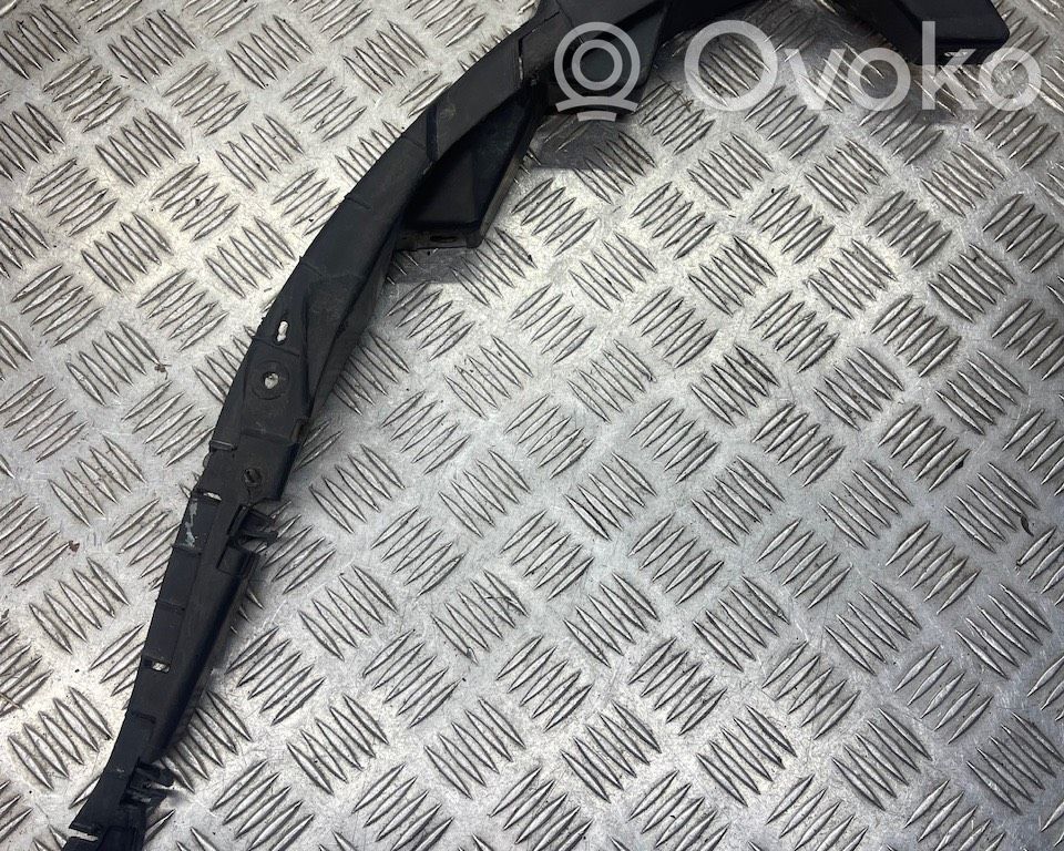 Volkswagen PASSAT B5 Front bumper mounting bracket 