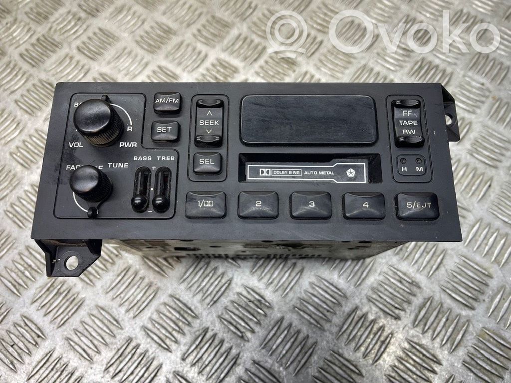 Chrysler Voyager Panel / Radioodtwarzacz CD/DVD/GPS 