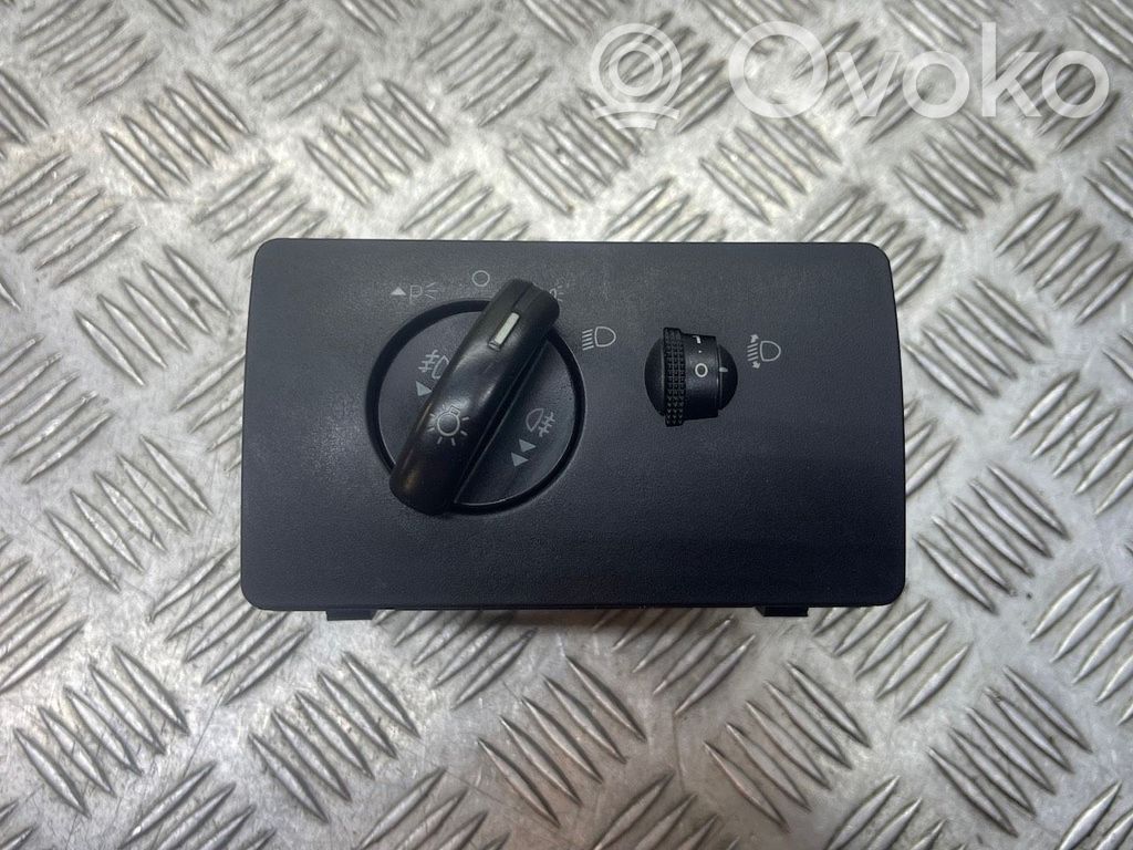 Ford Mondeo Mk III Light switch 