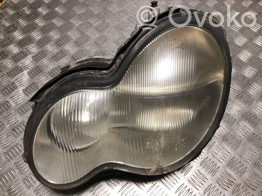 Lampa przednia   A2038260191,1301016074,1305235458