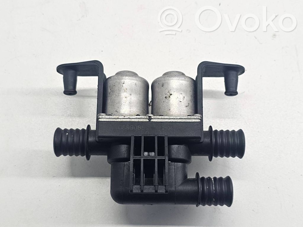 BMW 5 E60 E61 Apsildes radiatora vārsts (-i) 