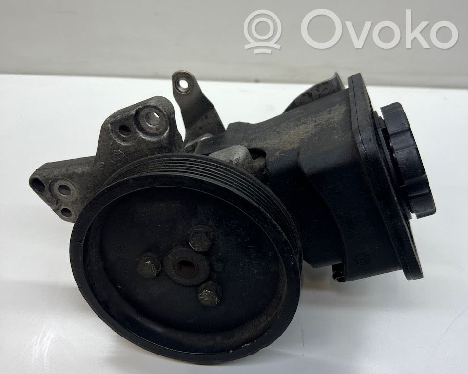 BMW 3 E46 Power steering pump 