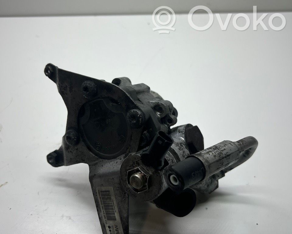 BMW 5 E60 E61 Power steering pump 