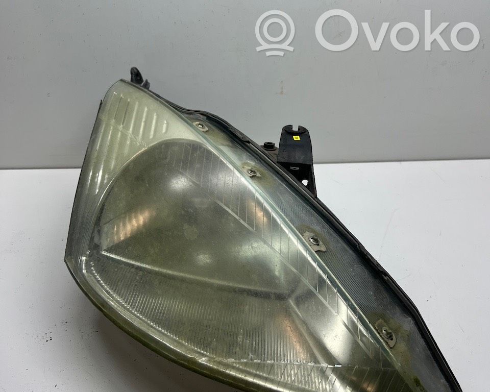 Headlight/headlamp   E4200