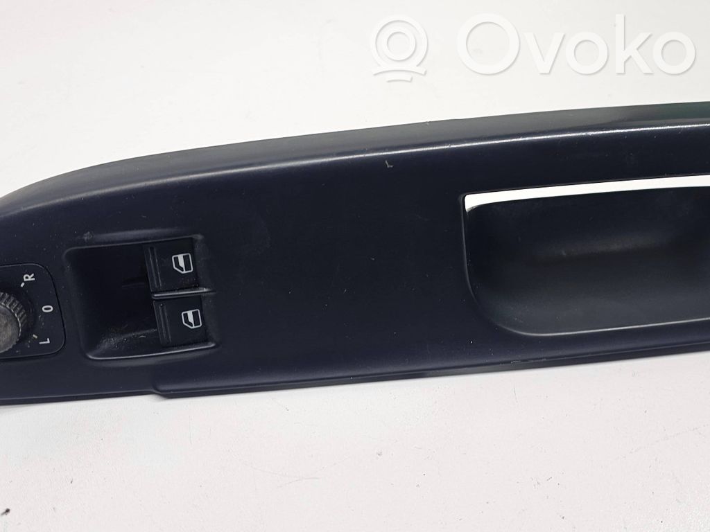 Volkswagen PASSAT B6 Ramă comutator geam ușă față 