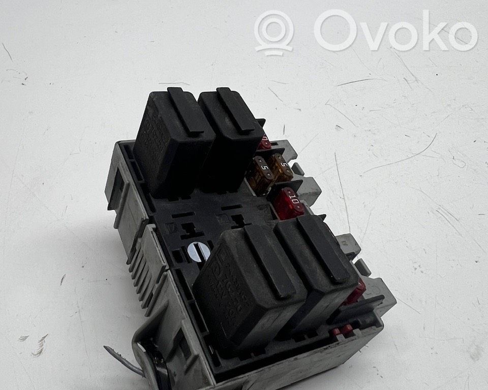 Opel Corsa C Fuse module 