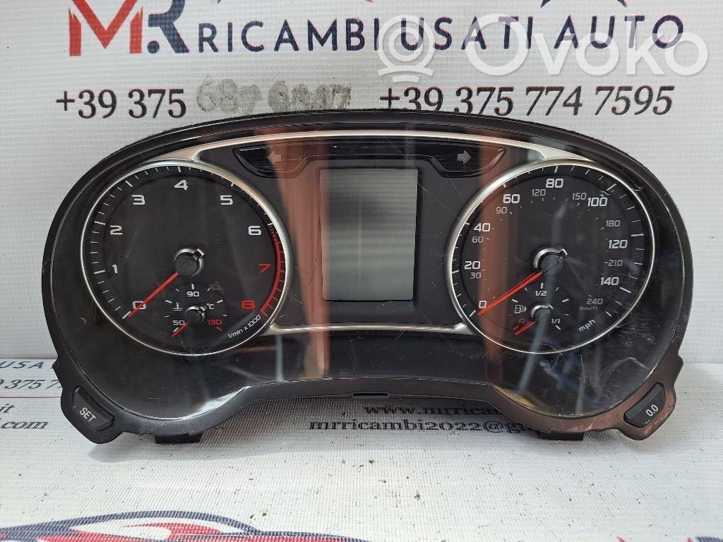 Audi A1 Tachometer 