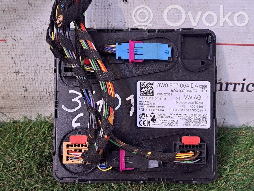 Audi A4 S4 B9 Comfort/convenience module 