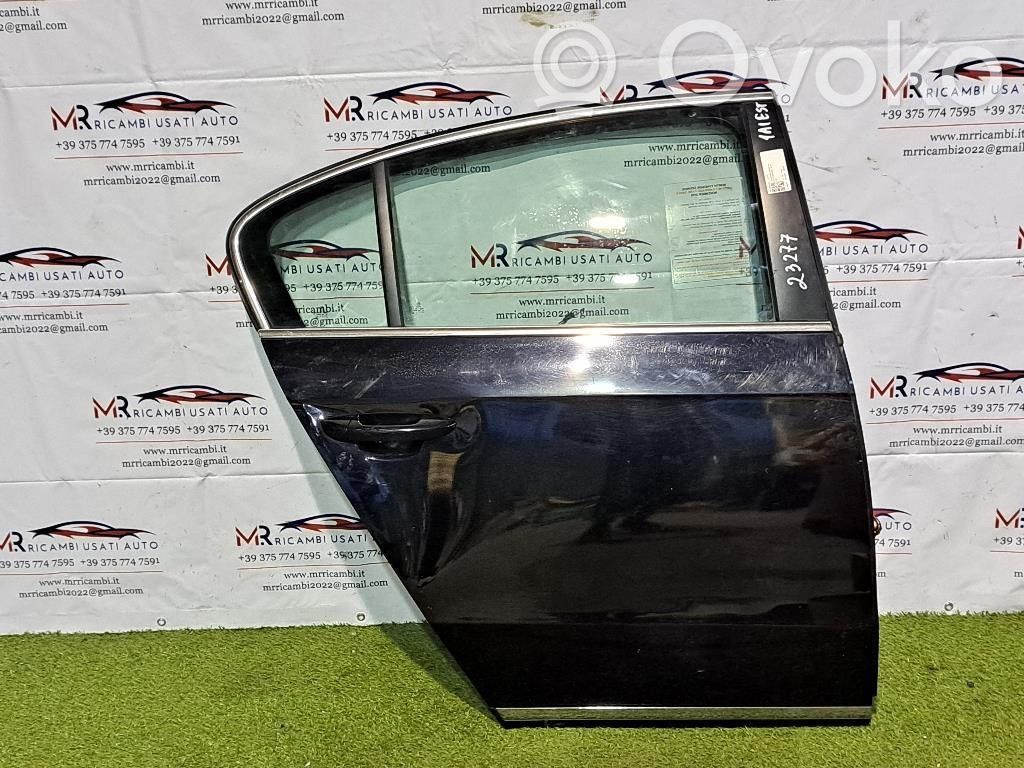Volkswagen PASSAT B7 Puerta trasera 