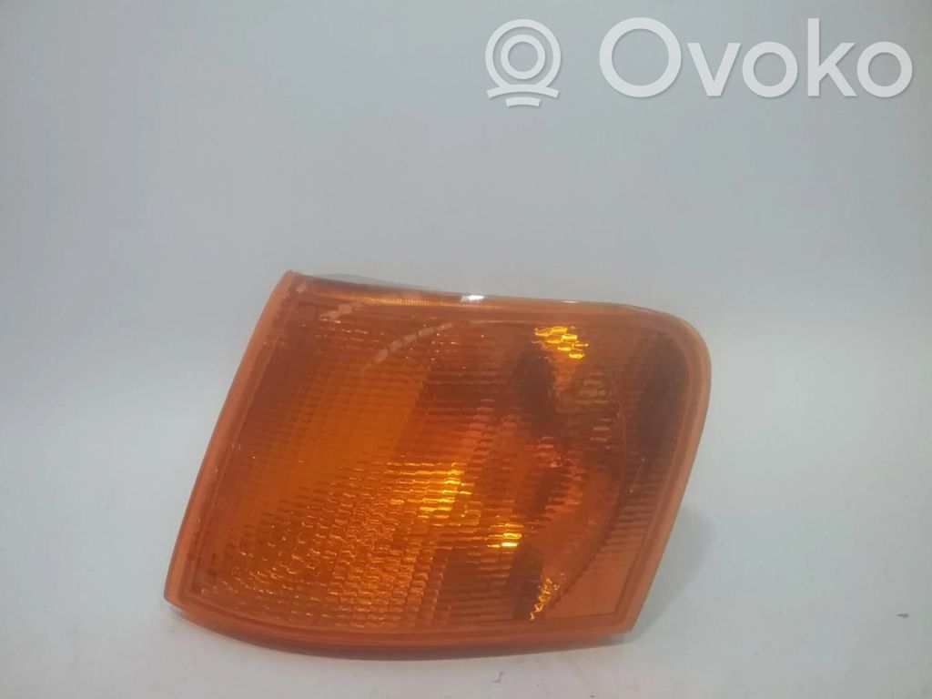 Front indicator light   085611