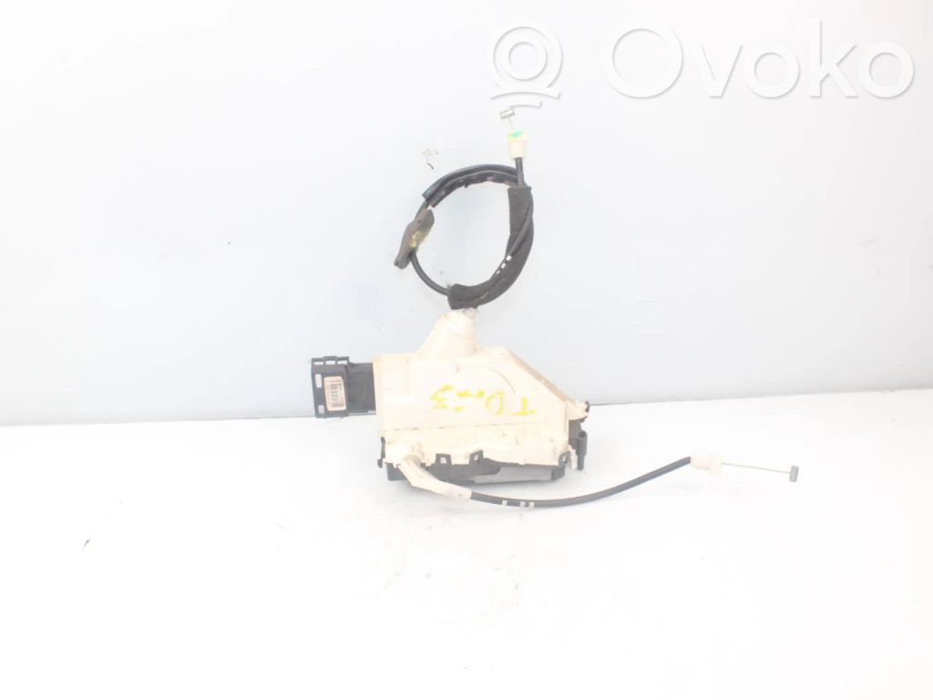 Serrure de porte arrière   006248