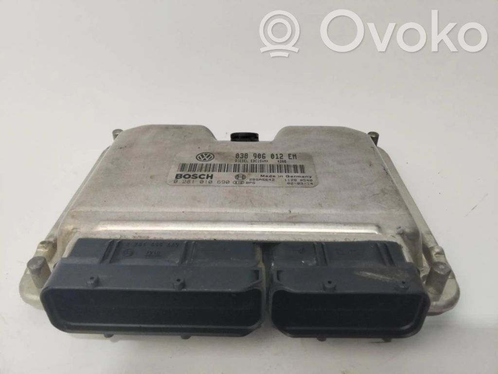 Seat Ibiza III (6L) Motorsteuergerät ECU 