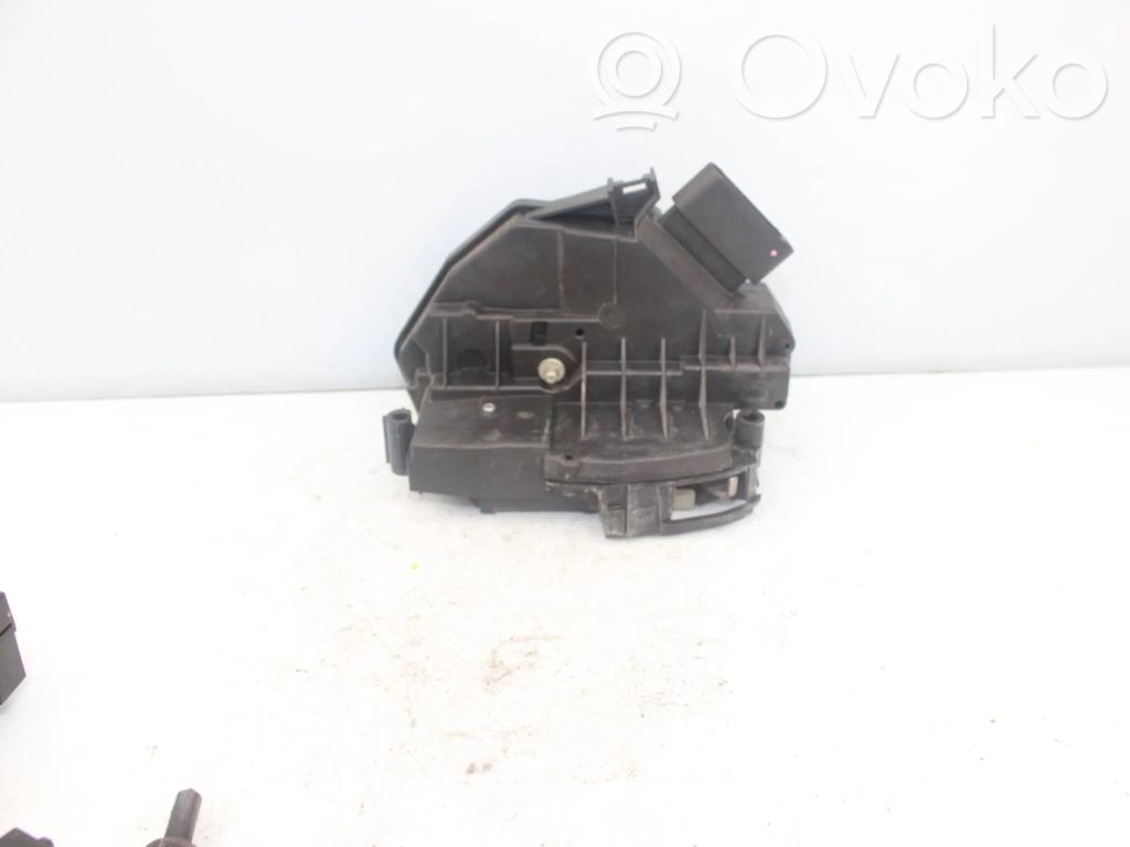 Serrure   BM5AA21812BF