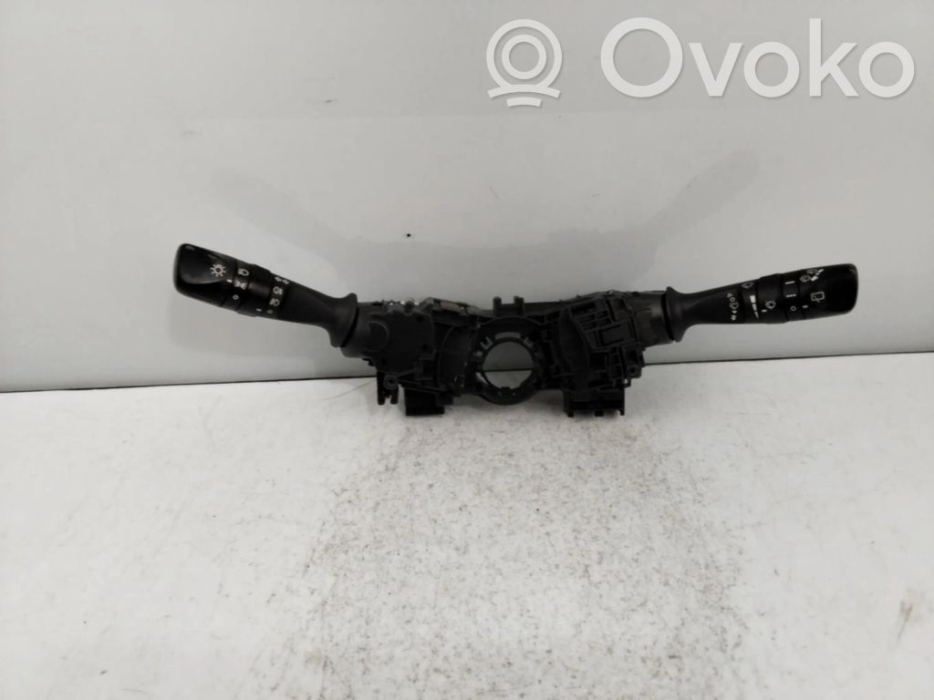 Toyota Auris E180 Interruptor de control multifunción 