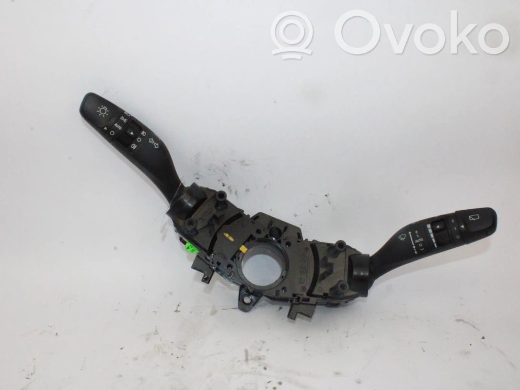 Hyundai i20 (GB IB) Interruptor de control multifunción 