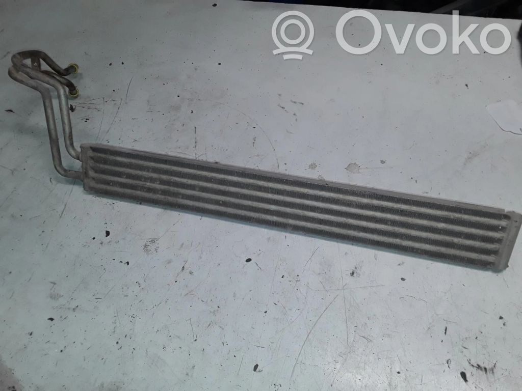 Audi Q7 4L Radiatore dell’olio del motore 