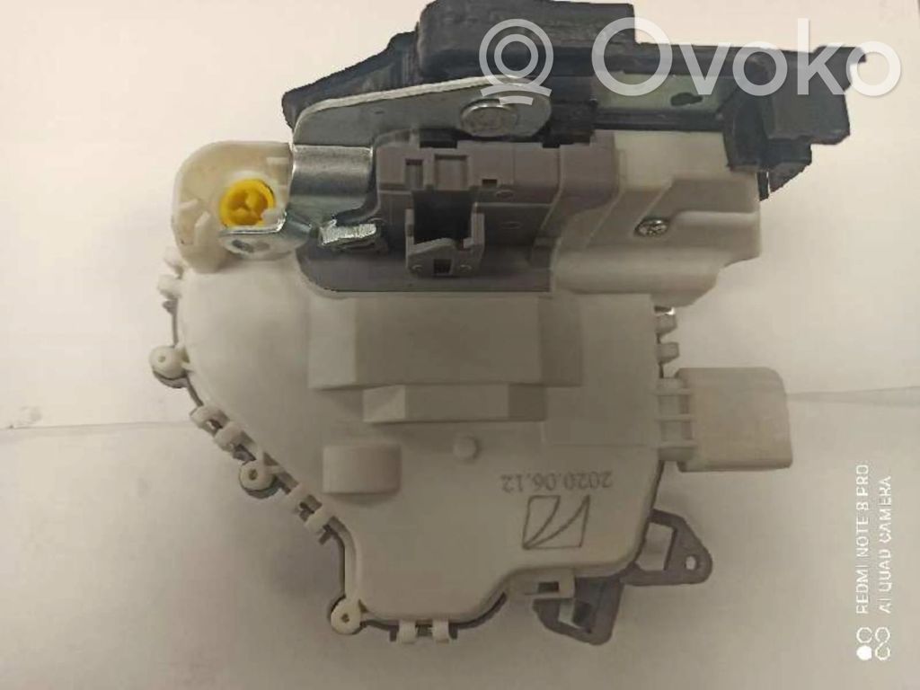 Etuoven lukko   1P1837015