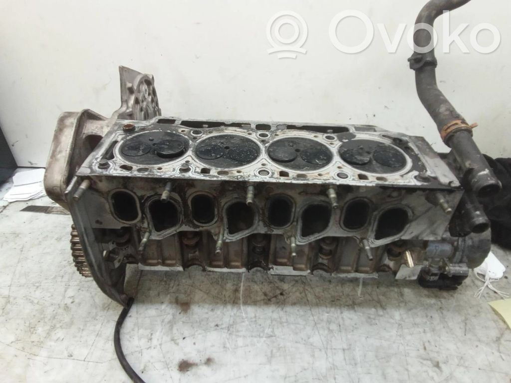 Culata del motor   8200080882