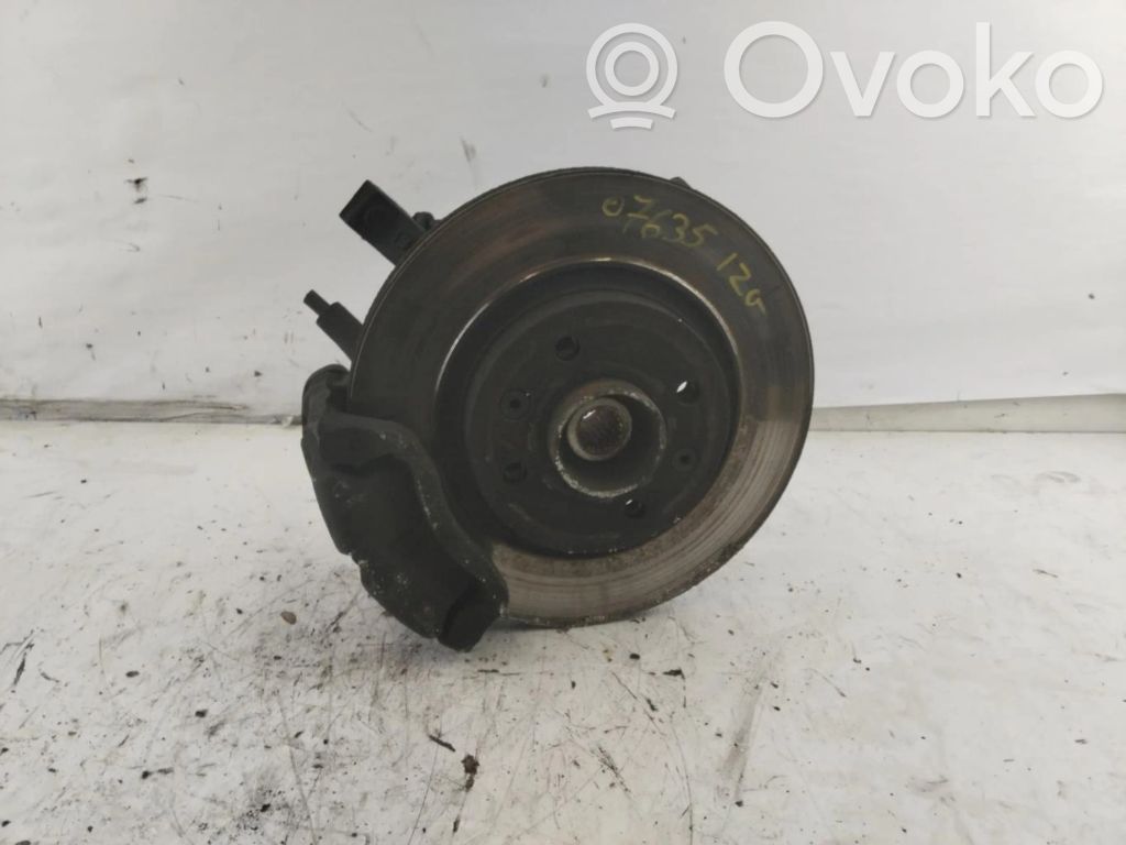 Renault Clio II Fuzetă butuc roată față 