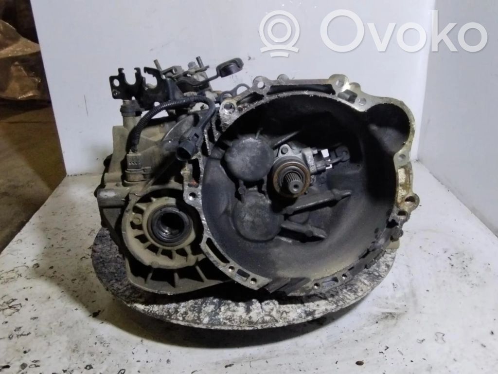 KIA Carens I Cutie viteze manuală cu 5 trepte