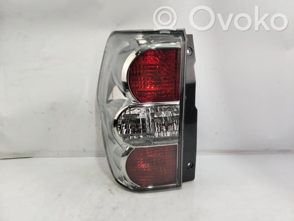 Suzuki Grand Vitara I Luz trasera/de freno 