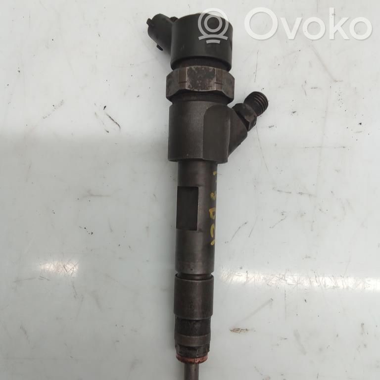 Inyector de combustible   8200100272